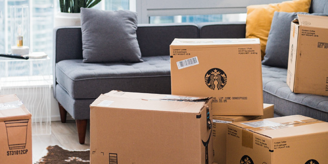img_1080x540_starbucks-boxes-in-office